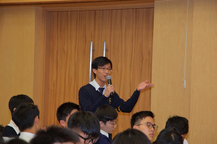 HistoryCorridor0043